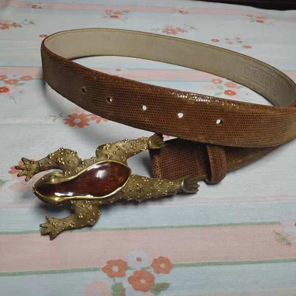 Carlisle Dark Chocolate Brown Leather Belt with Two-Tone Braided Buckle Carlisle | Accessories | Carlisle Chocolate Brown Double  main image 4